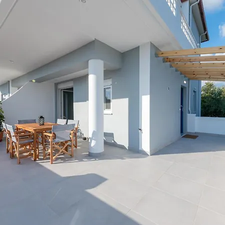 Rizes Seaside Homes Villa