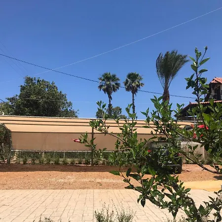 Rizes Seaside Homes ヴィラ *