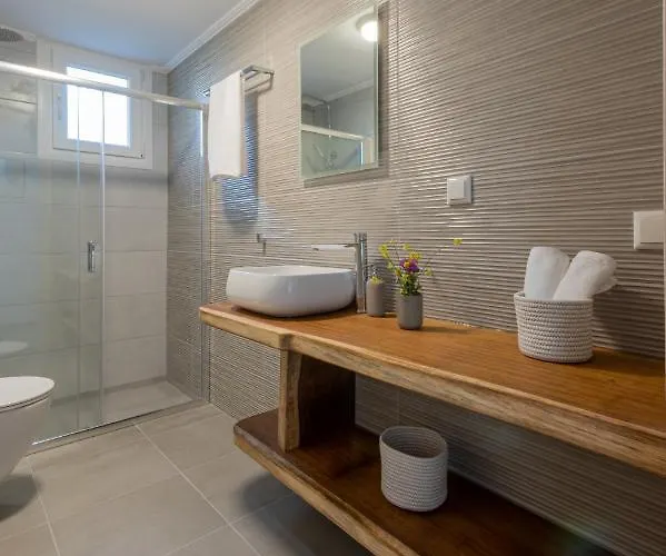 Rizes Seaside Homes Villa *