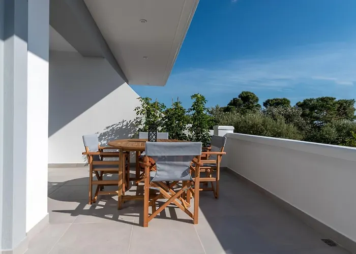 Rizes Seaside Homes * Vromonérion