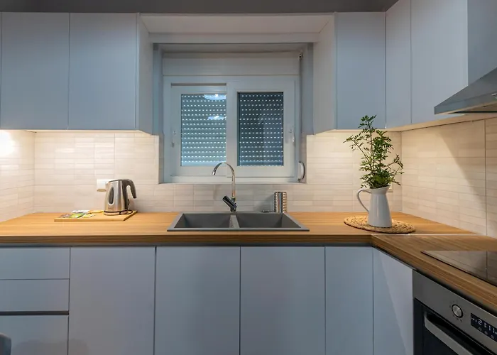 Rizes Seaside Homes Villa Vromonérion