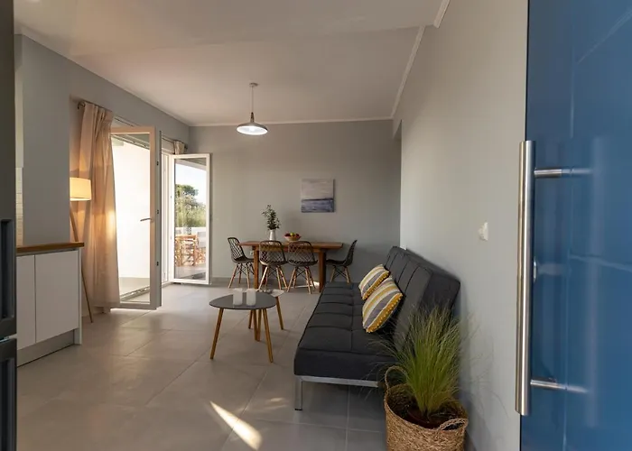 Villa Rizes Seaside Homes Vromonérion