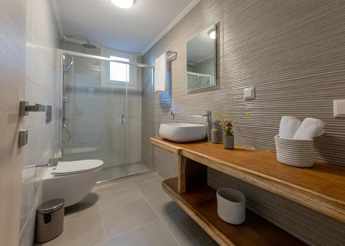 Rizes Seaside Homes Villa Vromonérion